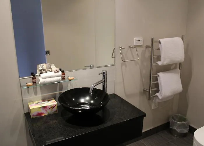 Apollo Aparthotel 5*
